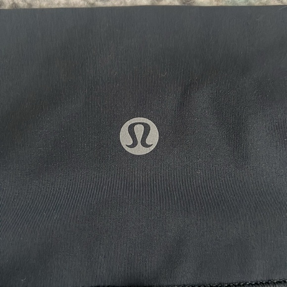 Lululemon Wunder Under Crop Full-On Luxtreme 21" - Picture 7 of 8